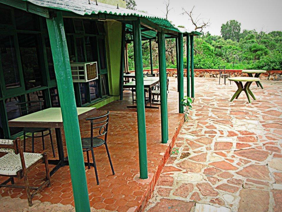 Hotel Bharatpur Ashok Екстериор снимка